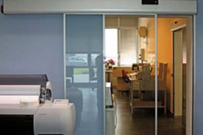 motor puerta corredera cristal - Motores para puertas autom&aacute;ticas